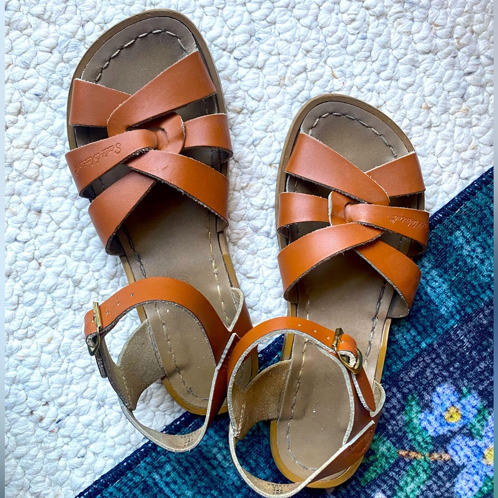 Saltwater sandals - brown, size 4 UK/6.5 US